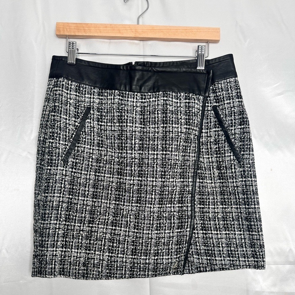 Outback Red Black White Tweed Skirt Faux Leather Waist Size 10